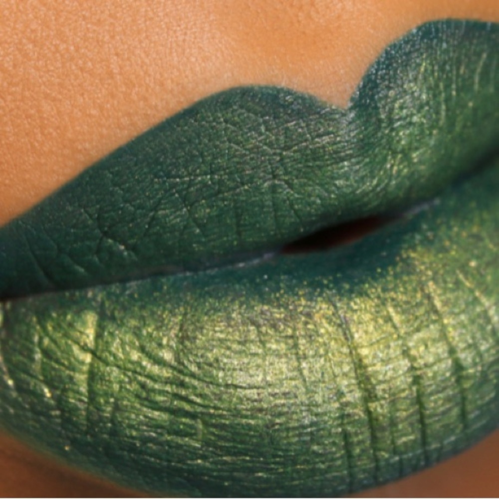 MAYBELLINE PYTHON METALLIC LIP KIT